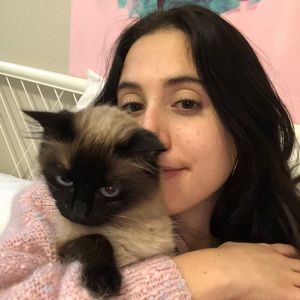 Meet your Posher, Stephanie